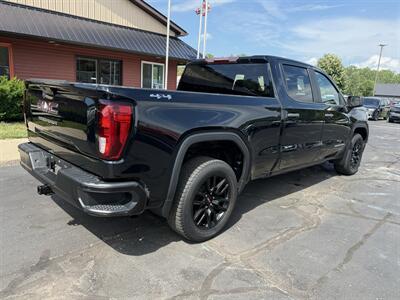 2021 GMC Sierra 1500 Crew Cab 4X4 - Photo 7 - Flushing, MI 48433