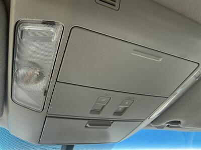 2008 Toyota Sequoia Limited  4X4 - Photo 21 - Flushing, MI 48433
