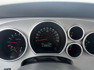 2008 Toyota Sequoia Limited  4X4 - Photo 13 - Flushing, MI 48433