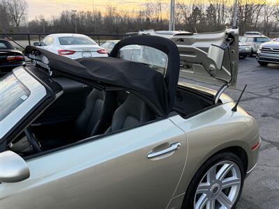 2008 Chrysler Crossfire Limited  Convertible - Photo 21 - Flushing, MI 48433