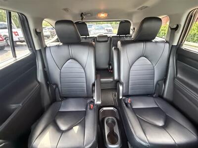2024 Toyota Highlander XLE  AWD - Photo 15 - Flushing, MI 48433