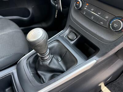 2017 Nissan Sentra S  6-Speed Manual - Photo 2 - Flushing, MI 48433