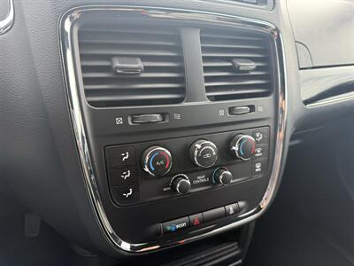 2018 Dodge Grand Caravan SE - Photo 14 - Flushing, MI 48433