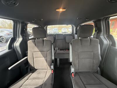 2018 Dodge Grand Caravan SE - Photo 11 - Flushing, MI 48433