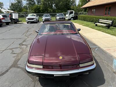 1990 Buick Reatta Coupe   - Photo 5 - Flushing, MI 48433