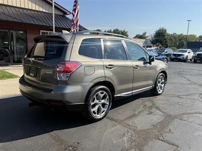 2017 Subaru Forester 2.5i Touring   - Photo 8 - Flushing, MI 48433