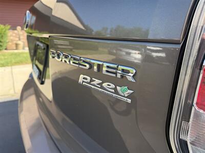 2017 Subaru Forester 2.5i Touring   - Photo 30 - Flushing, MI 48433