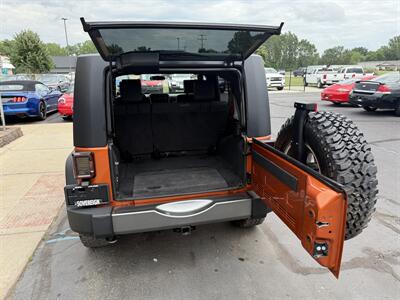 2010 Jeep Wrangler Unlimited Mountain  4X4 - Photo 21 - Flushing, MI 48433