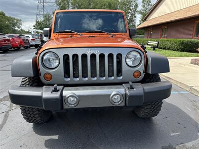 2010 Jeep Wrangler Unlimited Mountain  4X4 - Photo 2 - Flushing, MI 48433