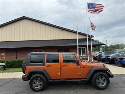 2010 Jeep Wrangler Unlimited Mountain  4X4 - Photo 4 - Flushing, MI 48433