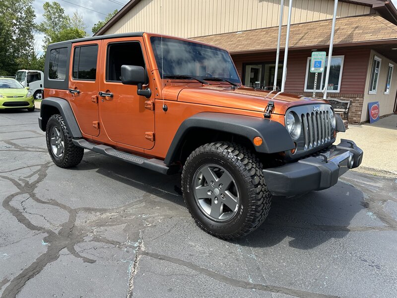 2010 Jeep Wrangler Unlimited Mountain  4X4 - Photo 1 - Flushing, MI 48433