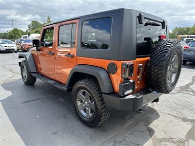 2010 Jeep Wrangler Unlimited Mountain  4X4 - Photo 7 - Flushing, MI 48433