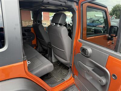 2010 Jeep Wrangler Unlimited Mountain  4X4 - Photo 23 - Flushing, MI 48433