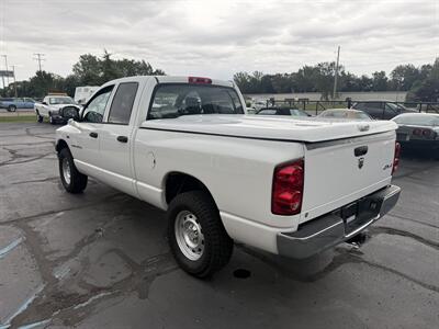 2007 Dodge Ram 1500 ST Quad Cab  4X4 - Photo 6 - Flushing, MI 48433