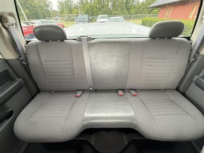 2007 Dodge Ram 1500 ST Quad Cab  4X4 - Photo 13 - Flushing, MI 48433