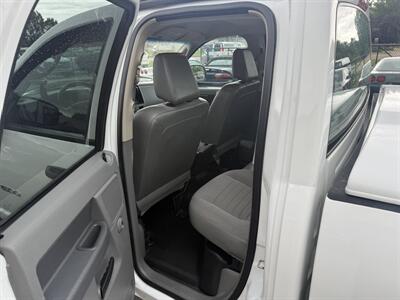 2007 Dodge Ram 1500 ST Quad Cab  4X4 - Photo 15 - Flushing, MI 48433