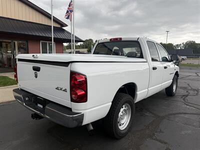 2007 Dodge Ram 1500 ST Quad Cab  4X4 - Photo 8 - Flushing, MI 48433