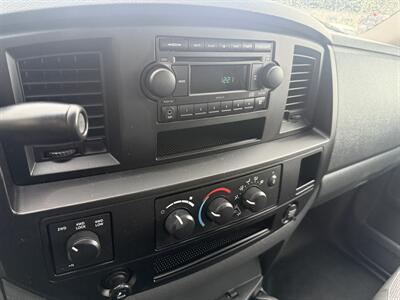 2007 Dodge Ram 1500 ST Quad Cab  4X4 - Photo 19 - Flushing, MI 48433