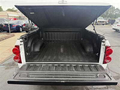 2007 Dodge Ram 1500 ST Quad Cab  4X4 - Photo 22 - Flushing, MI 48433