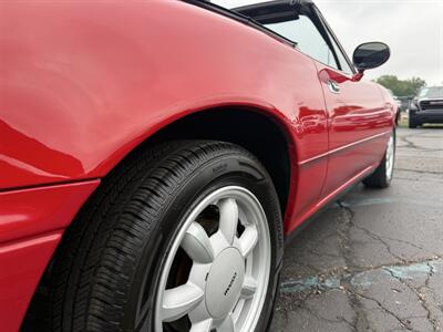 1990 Mazda MX-5 Miata 5-Speed Manual - Photo 22 - Flushing, MI 48433