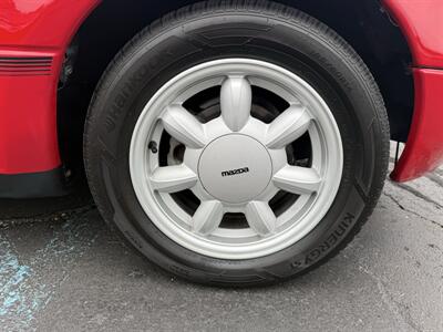 1990 Mazda MX-5 Miata 5-Speed Manual - Photo 24 - Flushing, MI 48433