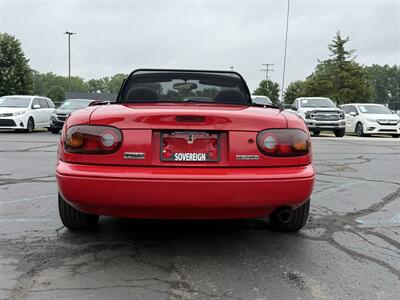 1990 Mazda MX-5 Miata 5-Speed Manual - Photo 12 - Flushing, MI 48433