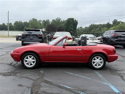 1990 Mazda MX-5 Miata 5-Speed Manual - Photo 6 - Flushing, MI 48433