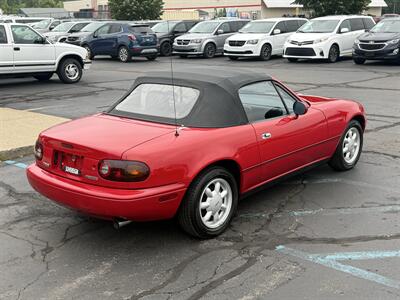 1990 Mazda MX-5 Miata 5-Speed Manual - Photo 7 - Flushing, MI 48433