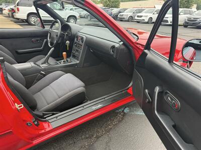 1990 Mazda MX-5 Miata 5-Speed Manual - Photo 39 - Flushing, MI 48433