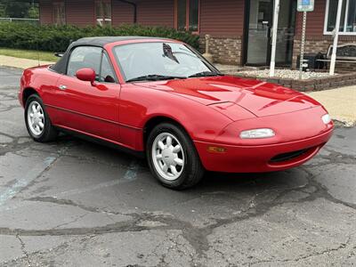 1990 Mazda MX-5 Miata 5-Speed Manual - Photo 5 - Flushing, MI 48433