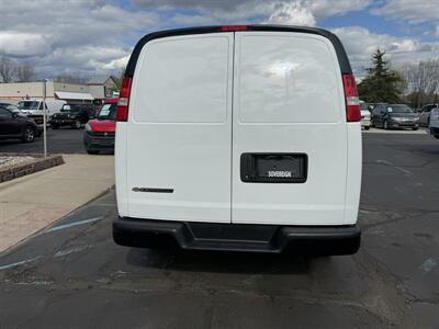 2021 Chevrolet Express 2500  Cargo - Photo 4 - Flushing, MI 48433