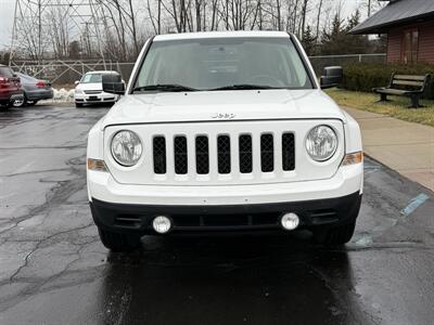 2016 Jeep Patriot Sport  5-Speed Manual - Photo 2 - Flushing, MI 48433
