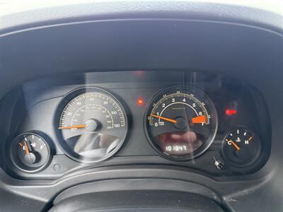 2016 Jeep Patriot Sport  5-Speed Manual - Photo 14 - Flushing, MI 48433