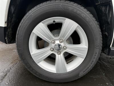 2016 Jeep Patriot Sport  5-Speed Manual - Photo 24 - Flushing, MI 48433