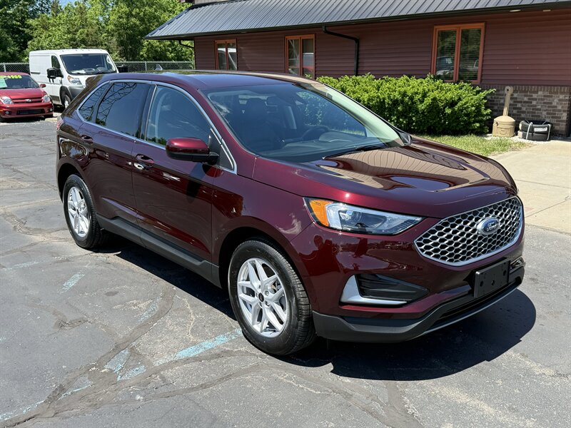 2024 Ford Edge SEL  AWD - Photo 1 - Flushing, MI 48433
