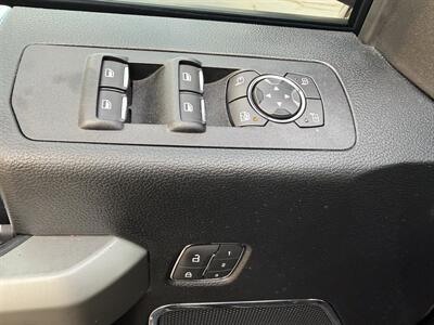 2018 Ford F-150 Lariat 4X4 - Photo 15 - Flushing, MI 48433