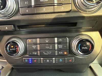 2018 Ford F-150 Lariat 4X4 - Photo 17 - Flushing, MI 48433
