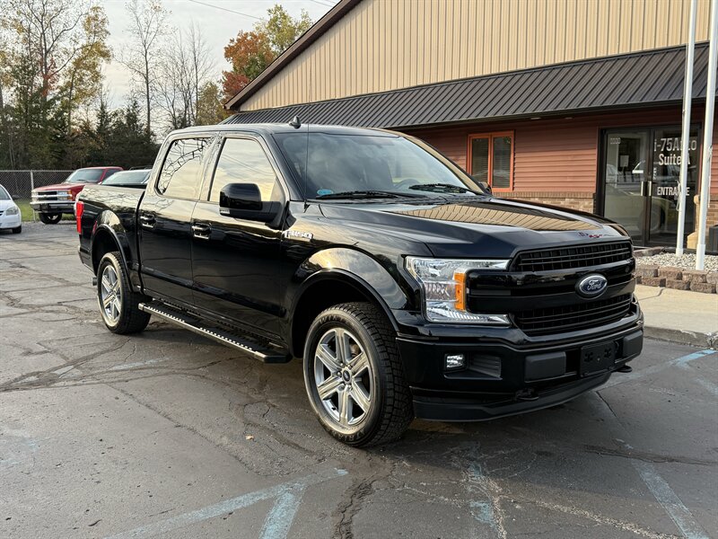 2018 Ford F-150 Lariat  4X4 - Photo 1 - Flushing, MI 48433