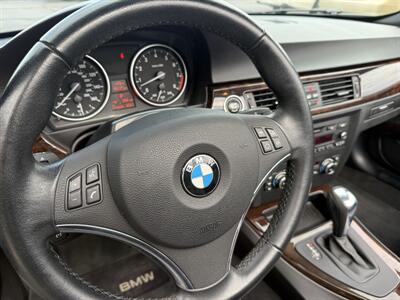 2011 BMW 335i Convertible - Photo 24 - Flushing, MI 48433
