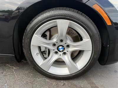 2011 BMW 335i Convertible - Photo 33 - Flushing, MI 48433