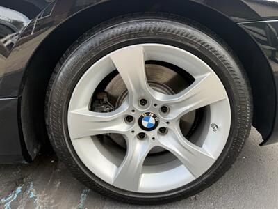 2011 BMW 335i Convertible - Photo 31 - Flushing, MI 48433