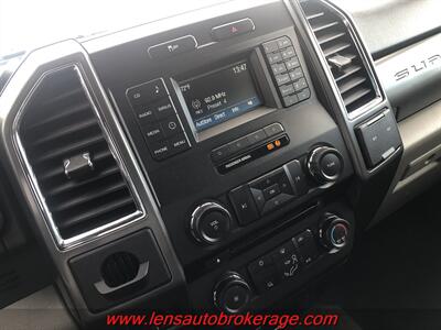 2017 Ford F-250 XLT  Crew Cab 4x4 Gas! - Photo 14 - Tucson, AZ 85705