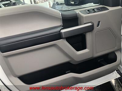 2017 Ford F-250 XLT  Crew Cab 4x4 Gas! - Photo 9 - Tucson, AZ 85705