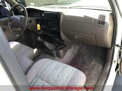 1999 Toyota Tacoma  *Clean Little X-Cab Taco W/5 Speed Manual Trans! - Photo 18 - Tucson, AZ 85705