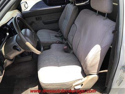 1999 Toyota Tacoma  *Clean Little X-Cab Taco W/5 Speed Manual Trans! - Photo 12 - Tucson, AZ 85705