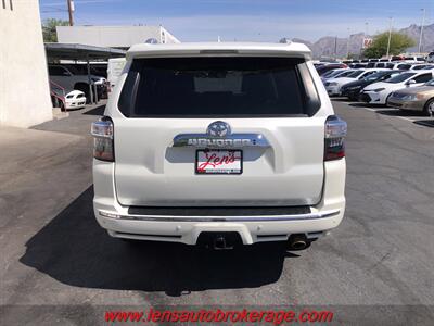 2017 Toyota 4Runner Limited  *NEW ARRIVAL! - Photo 7 - Tucson, AZ 85705
