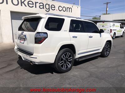 2017 Toyota 4Runner Limited  *NEW ARRIVAL! - Photo 8 - Tucson, AZ 85705