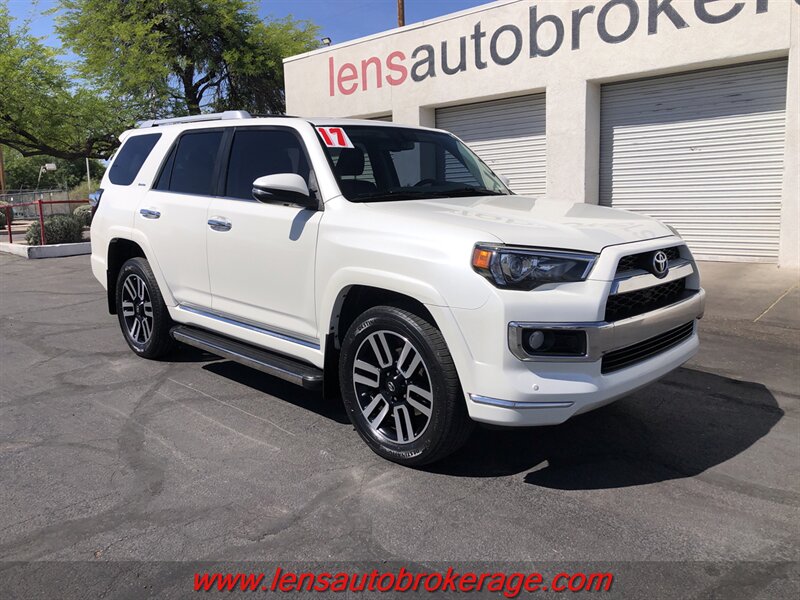 2017 Toyota 4Runner Limited  *NEW ARRIVAL!