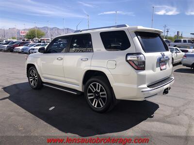 2017 Toyota 4Runner Limited  *NEW ARRIVAL! - Photo 6 - Tucson, AZ 85705