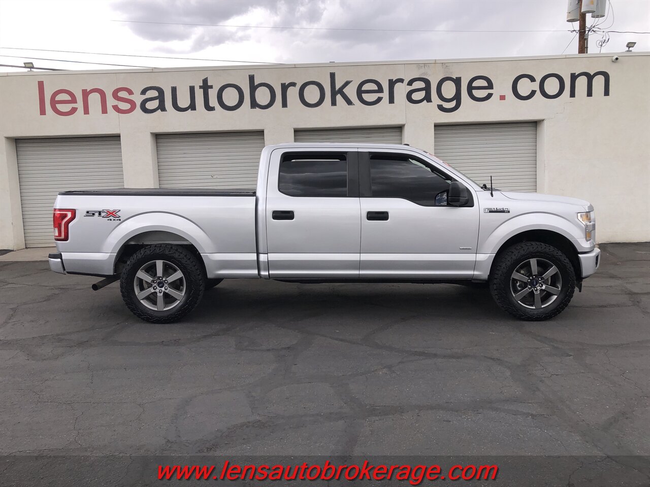 2017 Ford F-150 XL  *EcoBoost 3.5L, SuperCrew 4x4! - Photo 1 - Tucson, AZ 85705